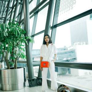 CHIC & COMFORTABLE AIRPORT OUTFIT